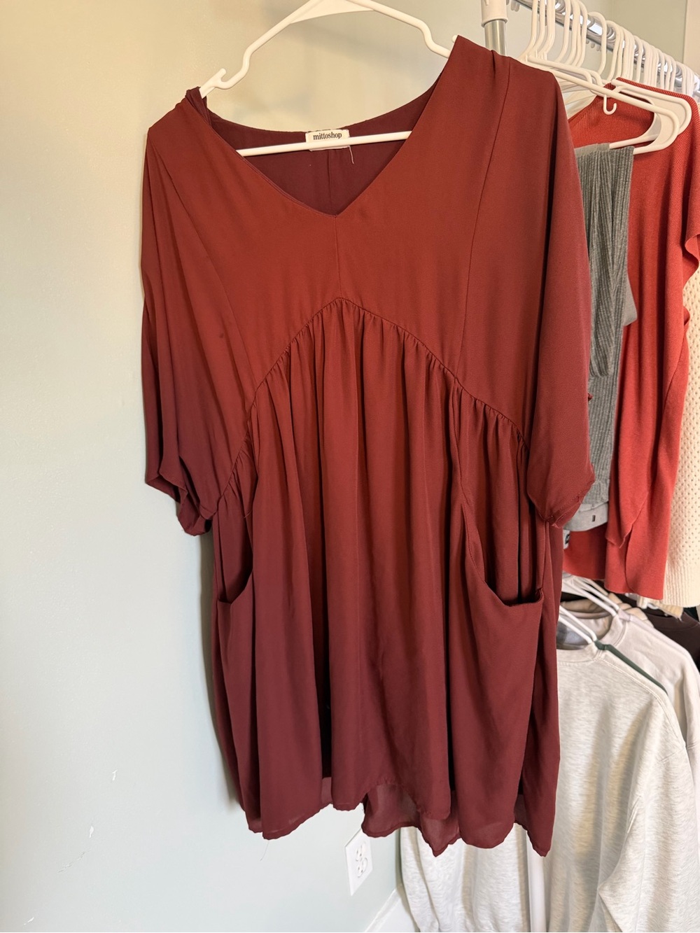 Mittoshop Burgundy Top